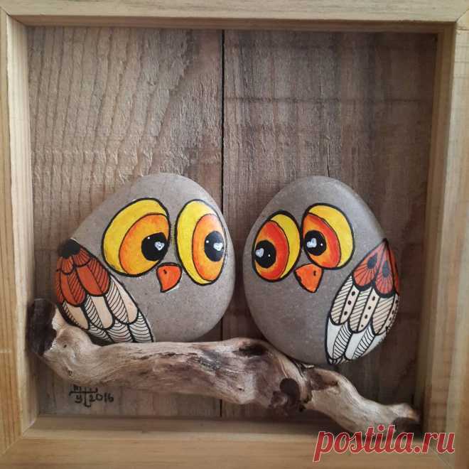 Meltem Firuzan Bozkurt Yılmaz в Instagram: «Aptal aşıklar... Stupid in love... #taşboyama #stonepainting #rockpainting #pebblepainting #pebbleart #paintedrocks #paintedstones #paintedpebbles #piedraspintadas #sassidipinti #owls #illustration»
