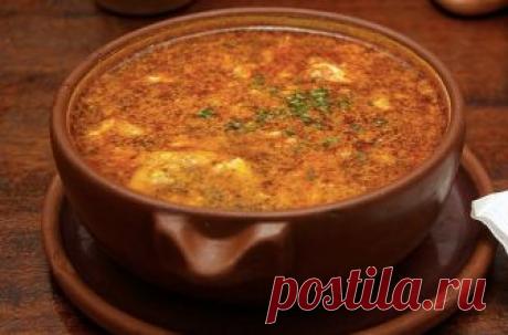 Испанский чесночный суп
Чесночный суп с истинно средиземноморским духом не требует больших усилий и может стать вашим личным кулинарным шедевром.
2 ст.л. оливкового масла
8 больших зубчиков чеснока, измельчить
…