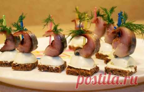 Рецепты самых вкусных закусок из селёдки, секреты выбора ингредиентов