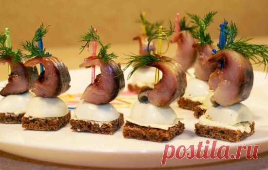 Рецепты самых вкусных закусок из селёдки, секреты выбора ингредиентов