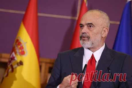 Албания прервала дипотношения с Ираном. Власти Албании обвинили Иран в попытке кибератаки против албанского сервиса государственных услуг и заявили о прекращении дипломатических отношений с исламской республикой. По словам албанского премьера, об этом решении было уведомлено в официальной ноте посольству Ирана.