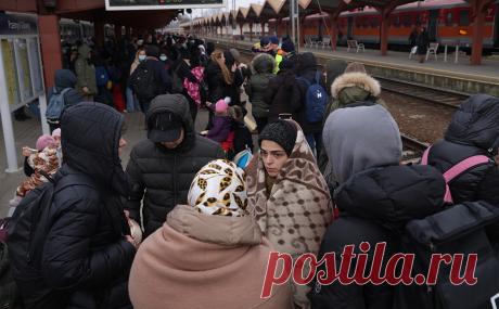 Варшава и Краков заявили, что не могут принять больше беженцев с Украины. Варшава в течение двух недель приняла около 200 тыс.