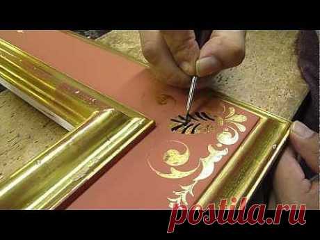 ▶ Italian Sgraffito Frame