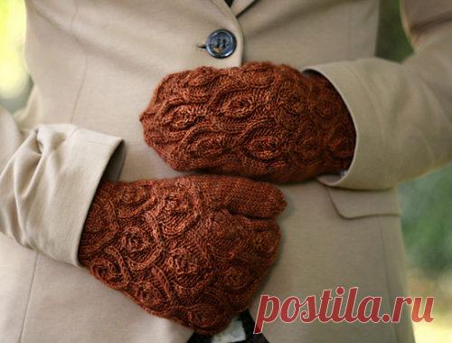 Варежки с листьями спицами от Аланы Дакос | vjazem.ru I