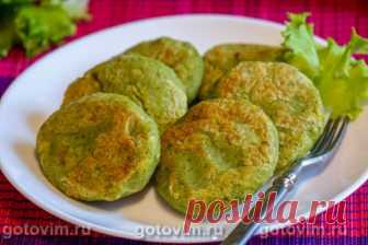 Котлеты из брокколи. Рецепт с фото Котлеты из брокколи - вкусный, полезный и довольно диетический вариант обеда или ужина для всей семьи. Этот рецепт овощных котлет поможет хозяйкам не только разнообразить повседневное меню, но и сделать из обычной капусты брокколи вкусное аппетитное блюдо, дополняющее любой овощной салат или мясо. 


