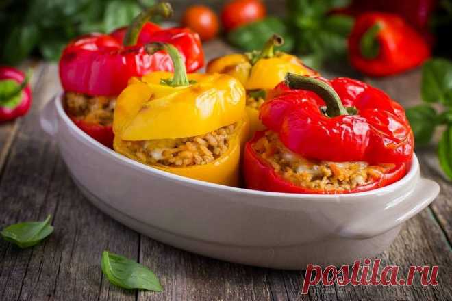 Фаршированный перец - быстро, вкусно и сочно! Фаршированный перец - изысканное блюдо, которое не только привлекает своим ярким внешним видом, но и радует вкусовые рецепторы своим неповторимым сочетанием текстур и ароматов.Истинная красота...