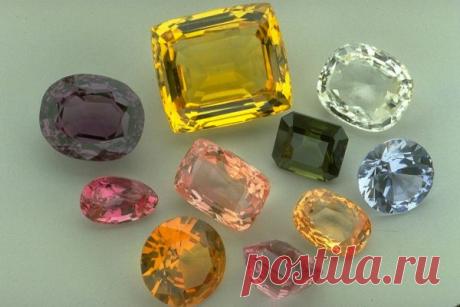Синтетический корунд: описание и разновидности, в чем отличие от подделки и натурального камня, особенности и применение, свойства