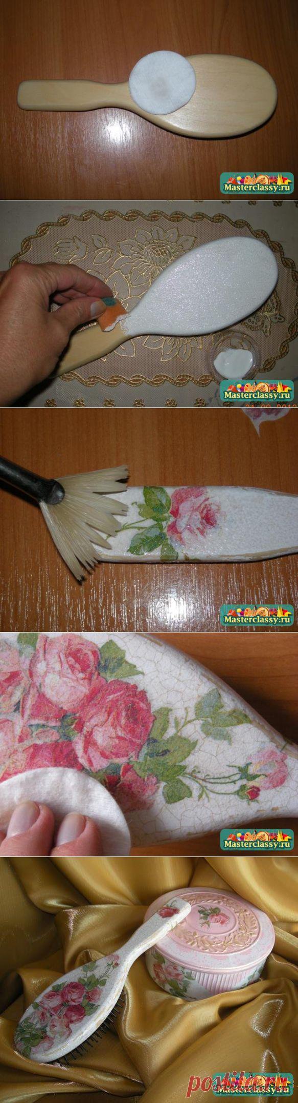 МК Декупаж расчески с использованием двухкомпонентного кракелюрного лака