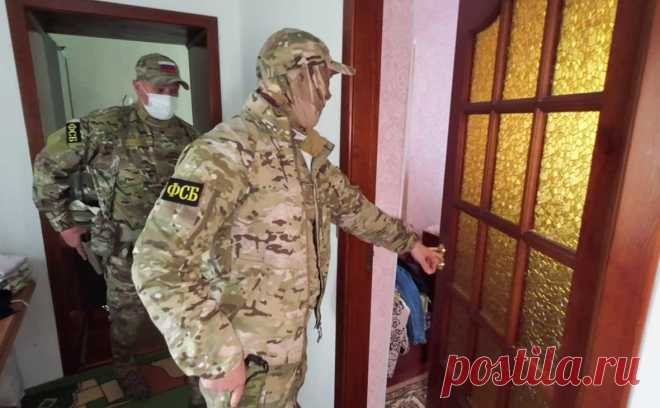 ФСБ задержала молдаванина в Крыму по делу о диверсии. В Крыму и Севастополе задержали трех агентов украинской военной разведки, планировавших и участвовавших в диверсиях, в том числе подрыве водонасосной станции, снабжающей водой Керчь, сообщили в ФСБ.