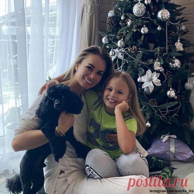 Дочь Виталия Гогунского, 9-летняя Милана выступает с первым сольным концертом | Краше Всех