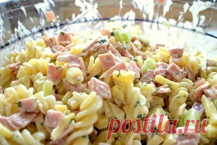 МАКАРОНЫ С СОСИСКОЙ В МУЛЬТИВАРКЕ!