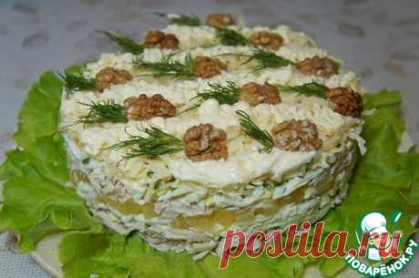 Слоёный салат из курицы с ананасами – кулинарный рецепт
