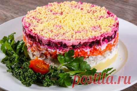 Слоеный салат с тунцом под шубой — Домашняя кулинария