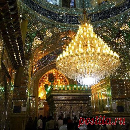 Зеркальная мечеть Шах-Черах