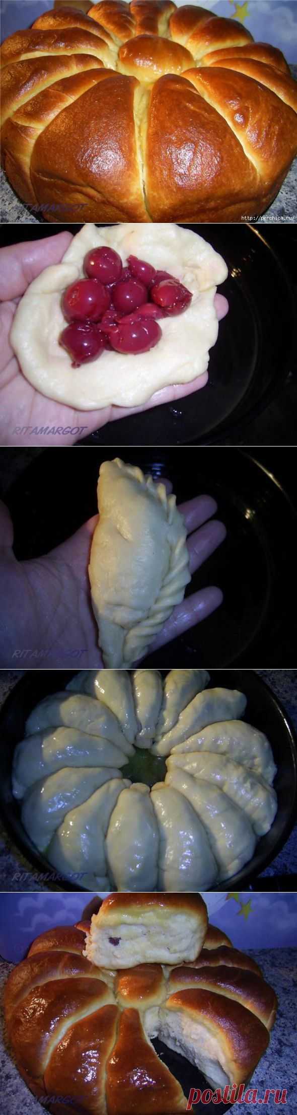 Пирог с вишней *Дружная семейка*.