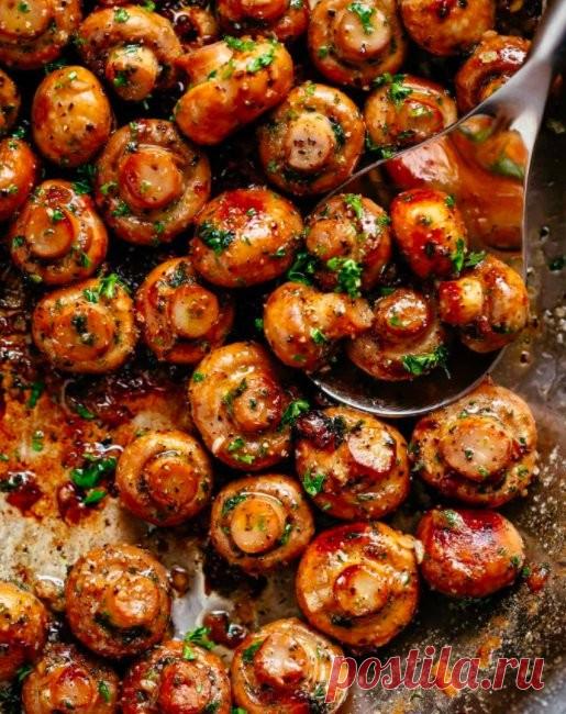 ​Чесночные шампиньоны⠀⠀