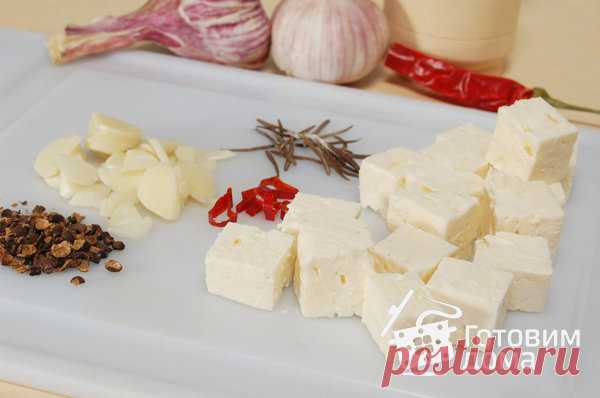 Маринованный сыр - замечательная закуска