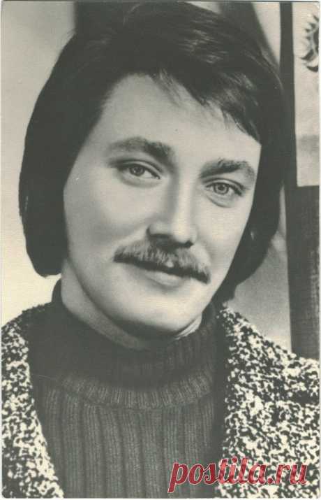 артист