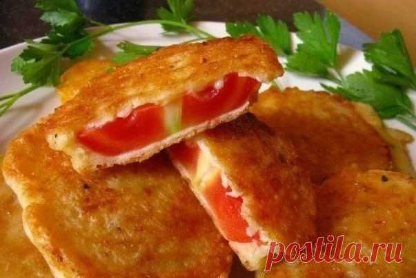 Жареные помидоры в сырном кляре.