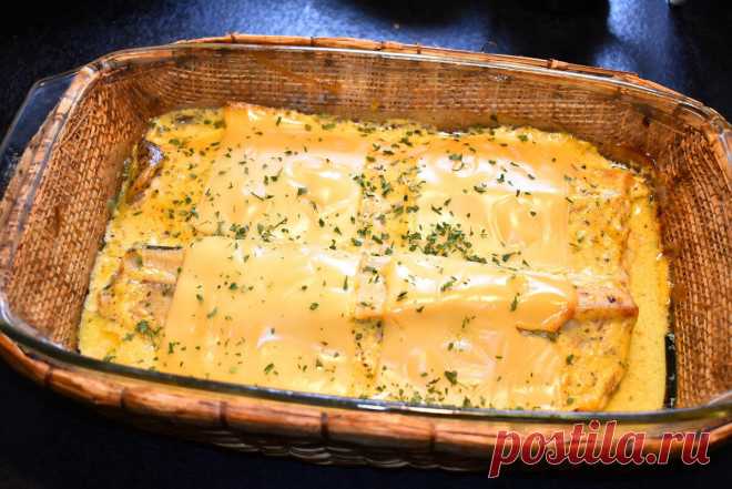 Меня часто спрашивали как я готовлю рыбу чтобы она была сочной и нежной: показываю свой фирменный рецепт
На ферме мы работаем с прекрасной семейной парой Татьяной и Виталиком, они нам во многом помогают, учат что и как нужно делать. Кроме того, они угощают нас постоянно чем-то вкусным. В этот раз Таня принесла нам два куска белой форели, сказала, что они ее уже так наелись, что и готовить не хотят больше. Ну, а […]
Читай пост далее на сайте. Жми ⏫ссылку выше