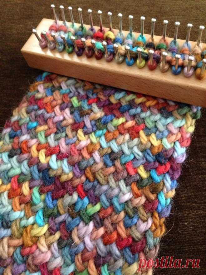 Loom Knit Infinity Scarf de muchos colores - Aventuras en Telar Tejer