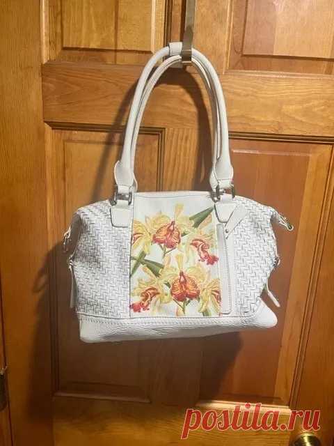 DESIGNED IN NEW YORK BY SHARIF FLORAL WITH WHITE LEATHER TWO HANDLED PURSE | eBay
$34