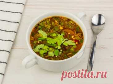 ​Грузинский суп из фасоли с овощами и рисом