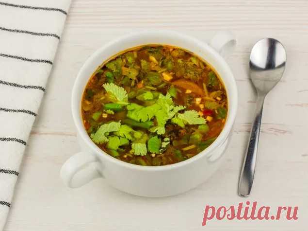 ​Грузинский суп из фасоли с овощами и рисом