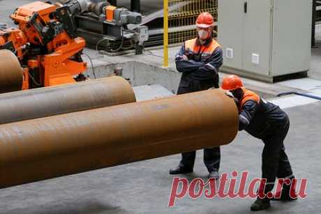 Падение добычи газа в России оказалось сильнее спрогнозированного. В настоящее время добыча газа в России упала на 8-10 процентов ниже объема, заложенного в прогнозе социально-экономического развития, сообщил министр энергетики Николай Шульгинов. При этом по экспорту газа цифры называть пока рано, отметил он. В отношении СПГ ведомство планирует увидеть те же цифры, что и в прогнозе.