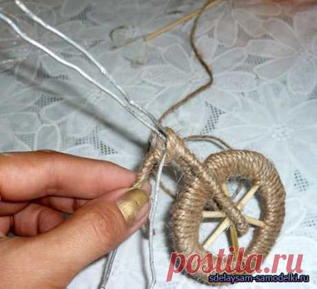 Велосипед-ваза. Поделка из шпагата и проволоки,