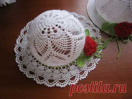 Готовимся к лету, вяжем летние шляпки крючком. Красивая шляпка, отличная схема.
Вяжите с удовольствием.  
 Легких Вам петелек!:)