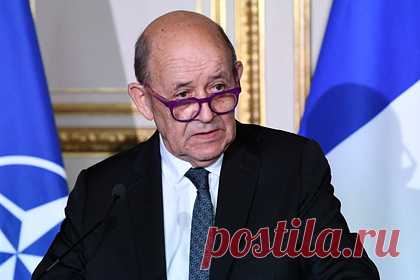 Во Франции заявили о возрождении «нормандского формата». Глава французского МИД Жан-Ив Ле Дриан в ходе выступления в комиссии по иностранным делам Национального собрания страны заявил, что «нормандский формат», в состав которого входят Франция, Германия, Россия и Украина, долгое время бездействовал, однако сейчас вернулся в рабочее состояние.