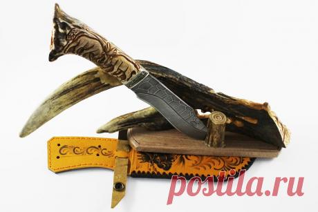 Нож из дамасской стали «Муромец» подарочный на подставке из кости - интернет-магазин ножей Ворсмы