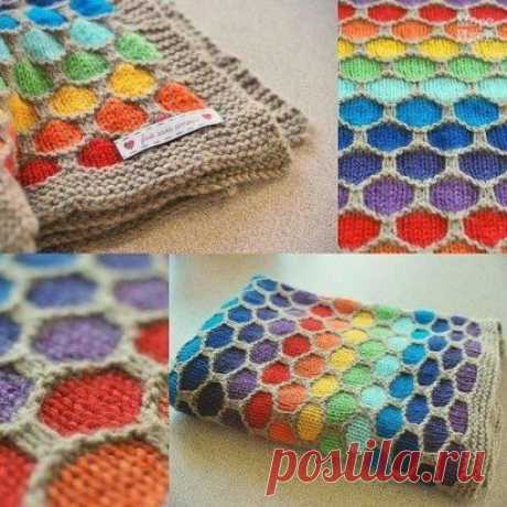Вязаный спицами разноцветный плед
https://labhousehold.com/knitting-multicolored-plaid.html