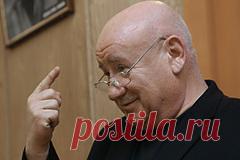 Рудинштейн перед смертью раскрыл правду о Прокловой. Кинопродюсер Марк Рудинштейн, скончавшийся 5 декабря, перед смертью рассказал правду об актрисе Елене Прокловой. Рудинштейн рассказал, что с юных лет Проклова была очень любвеобильной. «У Прокловой было столько связей в 14-15 лет, что ей, по-моему, было все равно, с кем.