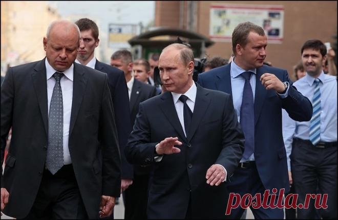 Телохранители-двойники, бронированный лимузин и снайперы на крышах: кто и как охраняет первых лиц государств?