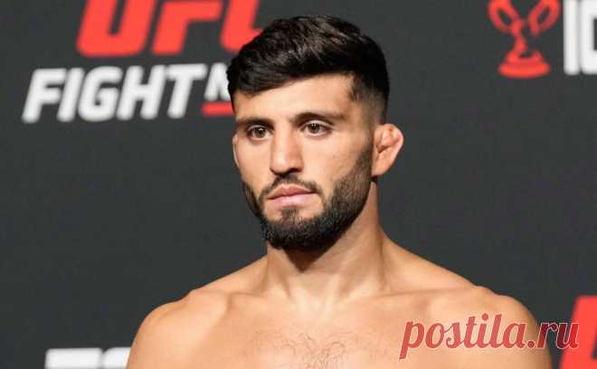 Воспитанник клуба КХЛ проведет претендентский бой с экс-чемпионом UFC. Победитель боя между Арманом Царукяном и Чарльзом Оливейрой летом получит возможность провести титульный поединок с Исламом Махачевым. Оба уже проигрывали Махачеву