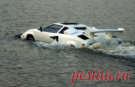 Продается автомобиль-амфибия Lamborghini Countach
