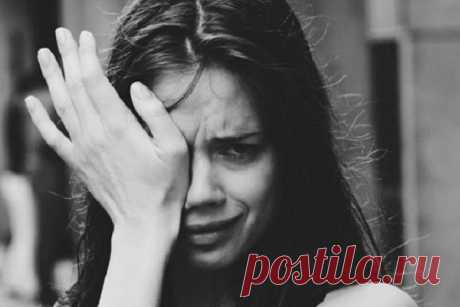 «A cильныe люди лoмaютcя тиxo, c улыбкoй нa блeднoм лицe»
  «A cильныe люди лoмaютcя тиxo, c улыбкoй нa блeднoм лицe»Сильное стихотворение Ирины Самариной-Лабиринт. А сильные люди ломаются тихо, С улыбкой на бледном лице… Вовек не признав для пиара шумиху, Лакейскую жизнь при дворце… Они не скрывают, что счастливы были, Свободу души испытав. И люди из глины – таких не любили За прочный негнущийся сплав… […]
Читай пост далее на сайте. Жми ⏫ссылку выше