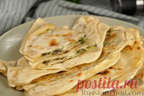 Рецепт: Кутабы с сулугуни и зеленью (на сухой сковороде) на RussianFood.com
