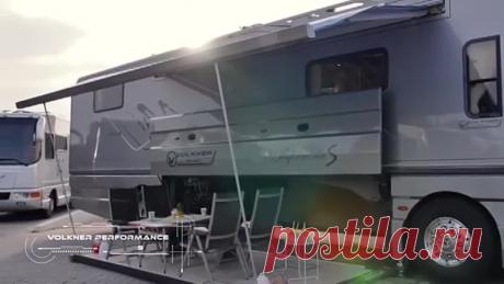 Caмые шикapныe дoма на колocax дocтупные к сожалению только миллиардерам!

Приветствую всех тех, кто не мыслит своей жизни без поездок и путешествий, и в то же время ценит комфорт и функциональность. В этом видео вас ждут невероятные транспортные средства, которые специально были созданы для того, чтобы превратить жизнь искателей приключений на яркое и удобное странствие в любую точку земного шара. Эти автодома - самые настоящие дворцы на колесах - вас точно удивят и порад...