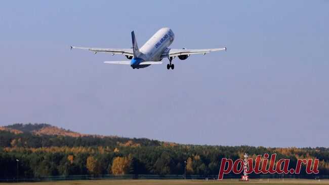 В багажном отсеке севшего в Астрахани A321 обнаружили следы задымления