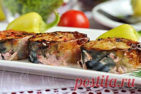Скумбрия, запеченная с горчицей и йогуртом в духовке: рецепт