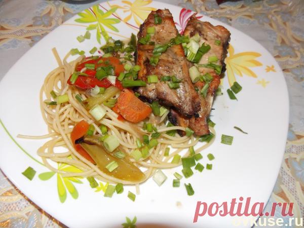 Ребрышки запеченные на овощной подушке. - Простые рецепты Овкусе.ру