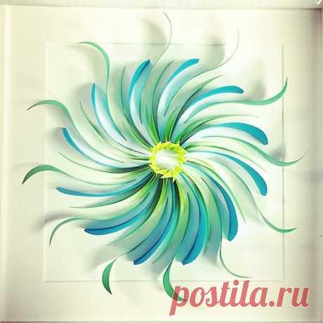 BLOOM - #quilling #quilledart #papercraft #handmade #handcut #design #modern #gorgeous #mesmerizing