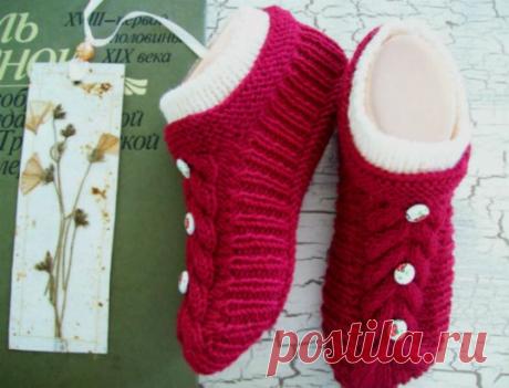 Слиперы "ОКСФОРДЫ".Спицами.
Подробный МК смотри здесь
https://youtu.be/U2IcURbRU6I
=================================
#вязаные следки