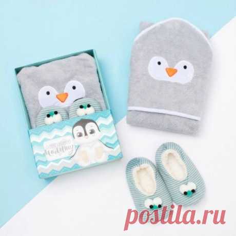Полотенце с уголком и пинетки boy
