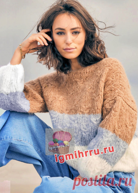 Пуловер с широкими полосами и узором из «кос». Вязание спицами со схемами и описанием