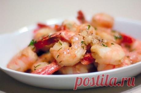 Креветки с ананасами / livecookbook.ru