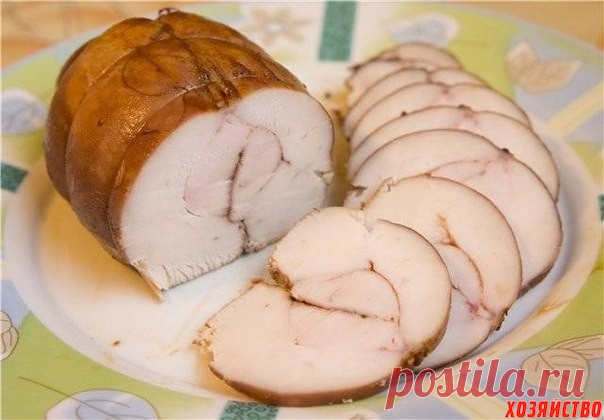 Пастрома из куриной грудки в винном маринаде